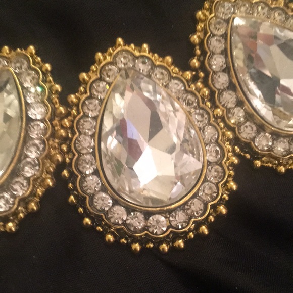 Necklace. Big rhinestone with earrings. - Picture 3 of 7